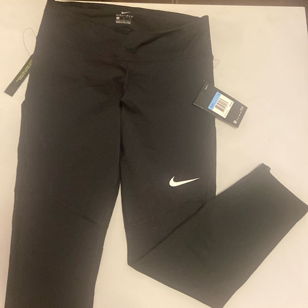 NWT Nike legging black size M